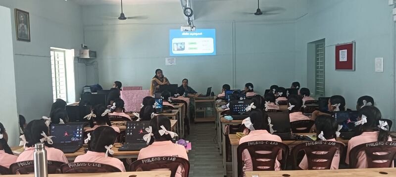 പ്രമാണം:43065 ph4.jpg