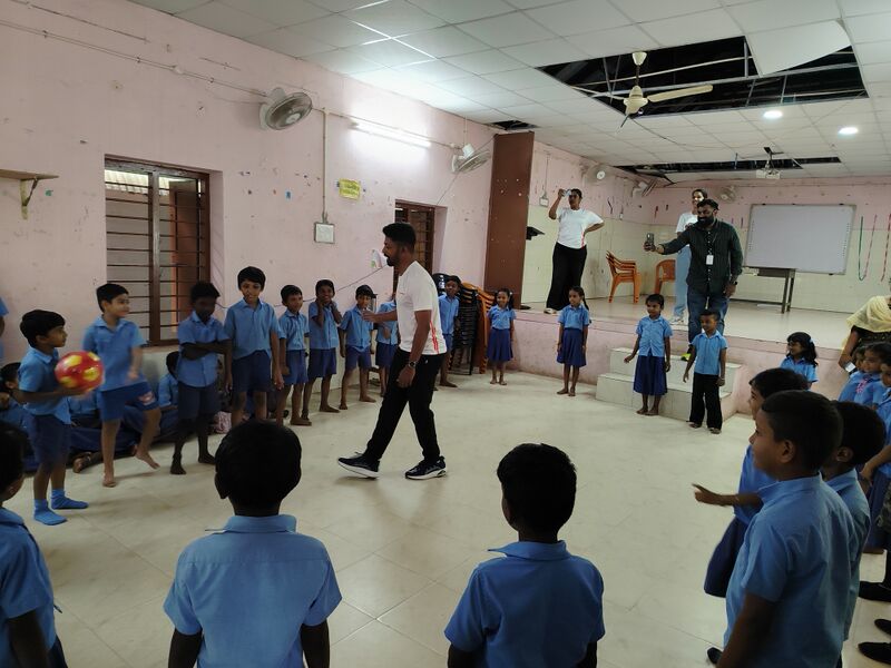 പ്രമാണം:43252 game 2.jpg