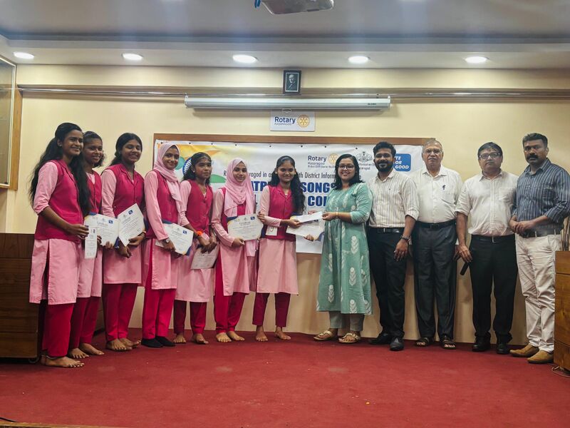 പ്രമാണം:11006 rotary club.jpg