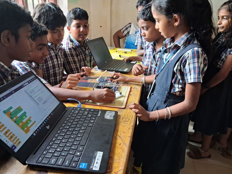 പ്രമാണം:12049 kzd IT1.jpg