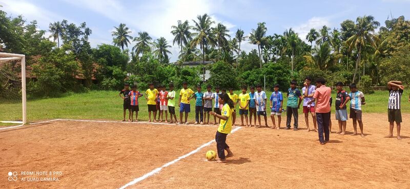 പ്രമാണം:23064-TSR-GOAL2026-Bestgoalie 02.jpg