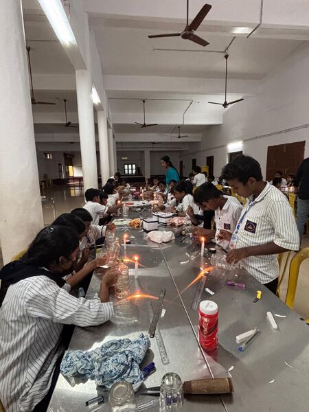 പ്രമാണം:23066-science workshop-4.jpg