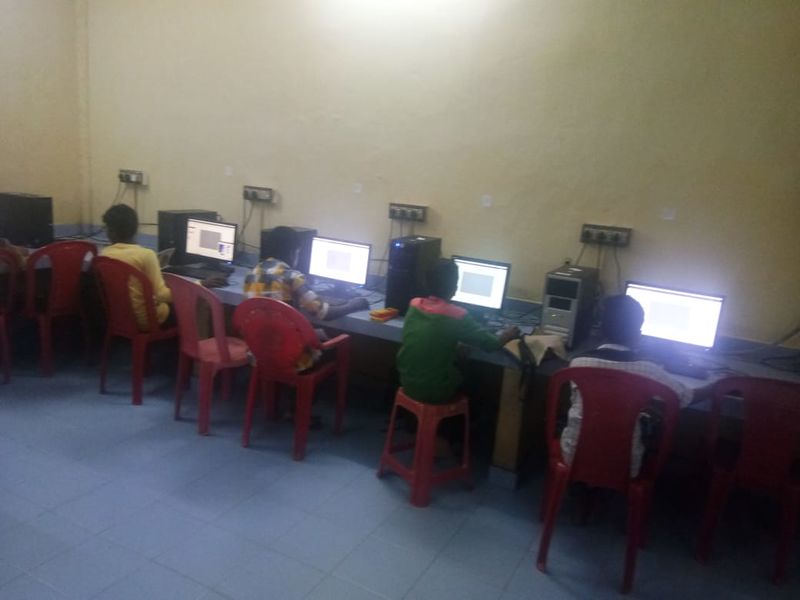 പ്രമാണം:25014 2.jpg