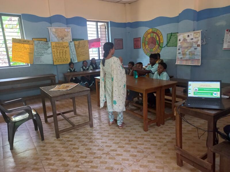 പ്രമാണം:31462 hight tec class room.jpeg