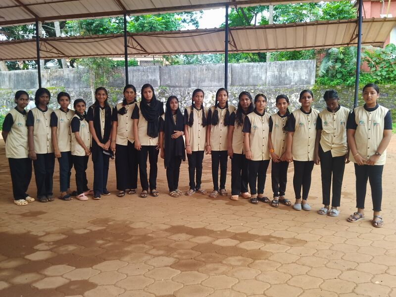 പ്രമാണം:36035 unfm4.jpg