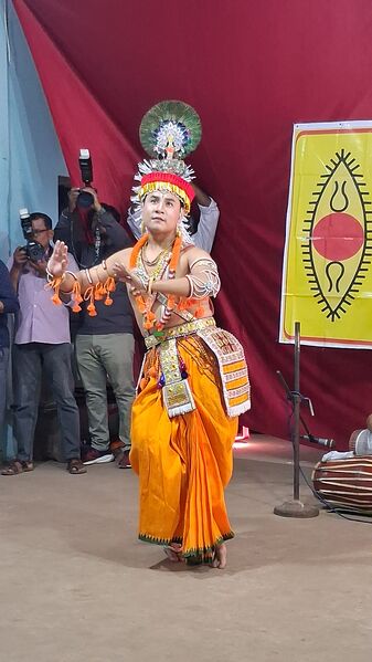 പ്രമാണം:41409 Manipuri dance 9.jpg