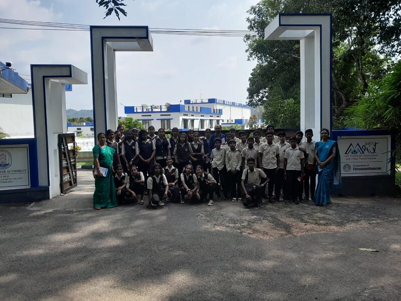 പ്രമാണം:42003 field.jpeg