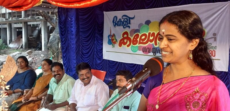 പ്രമാണം:44244 keli school kalosavam.jpg