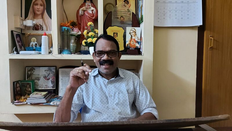 പ്രമാണം:47045-KOMMBARA BABY.jpeg