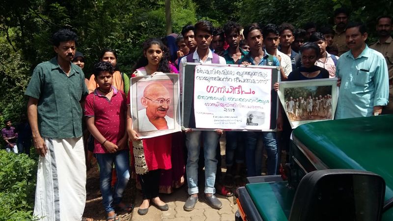 പ്രമാണം:GANDHI DEEPAM IMG-20191002-WA0076.jpg