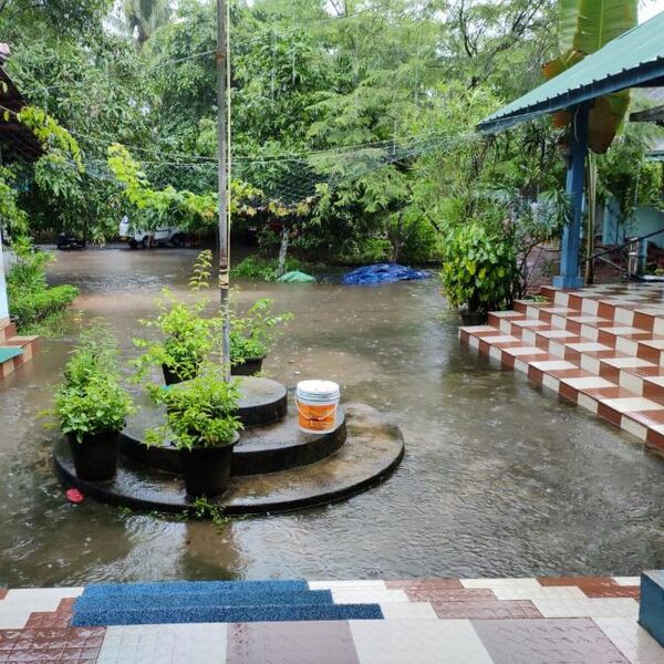 പ്രമാണം:Vvkm school.jpeg