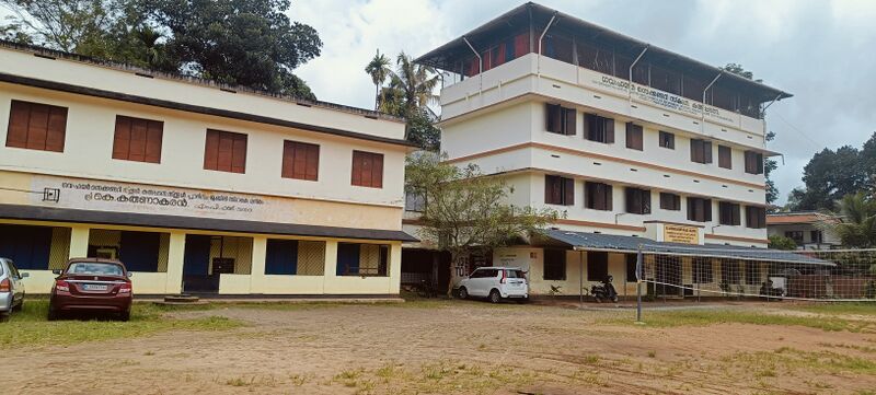 പ്രമാണം:23051 higher sec.jpg