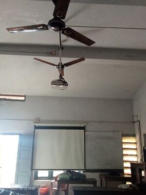 27005 hitech classroom.jpg