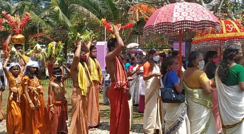 പ്രമാണം:29312 puthuchirakkavu1.jpg