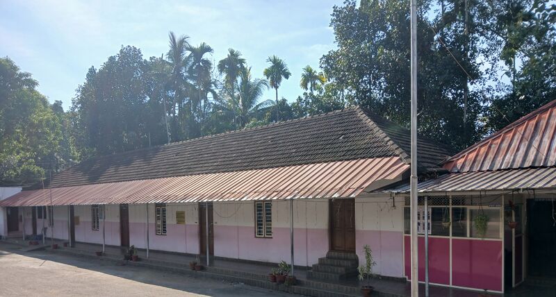 പ്രമാണം:29364 school Ppick.jpg