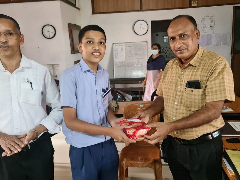 പ്രമാണം:33056 july17 60.jpeg