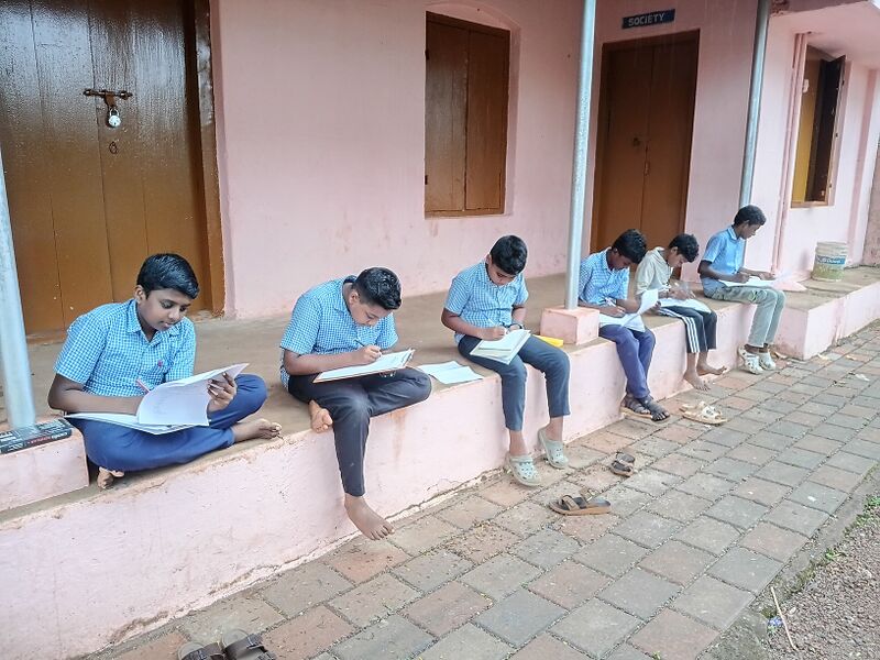 പ്രമാണം:38102 vagmayam exam up2.jpg