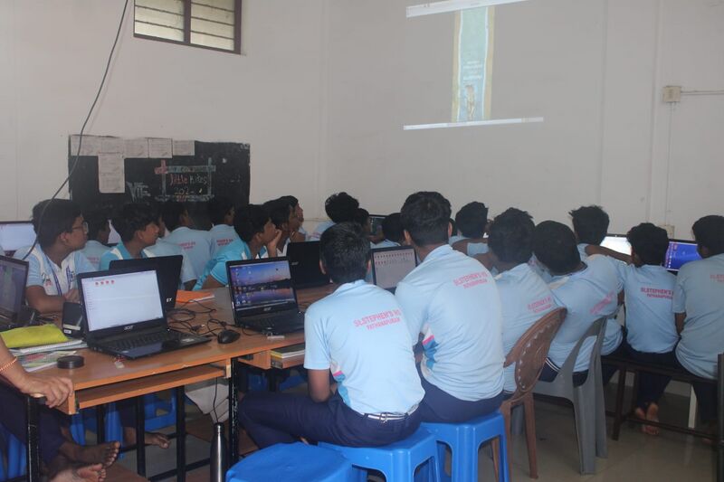 പ്രമാണം:40005-Hitech-school.jpg