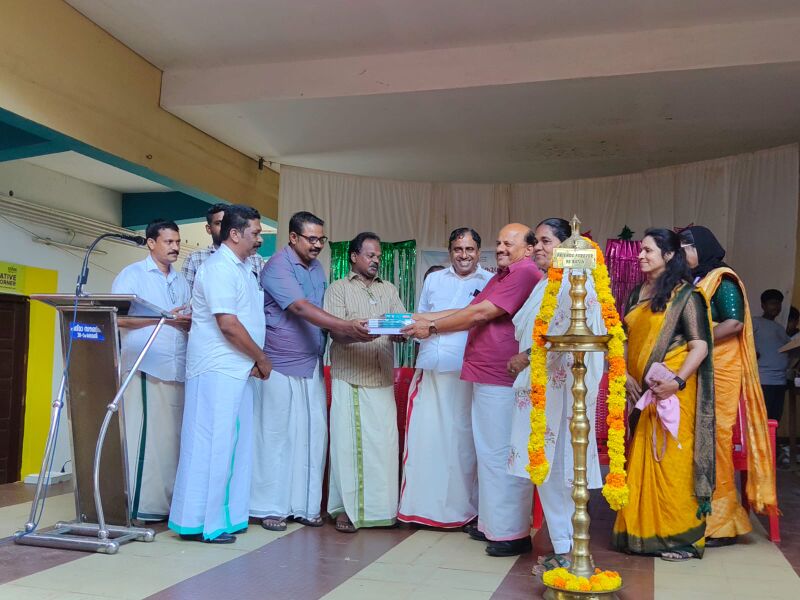 പ്രമാണം:42034 2026 pravesanotsavam 2.jpeg