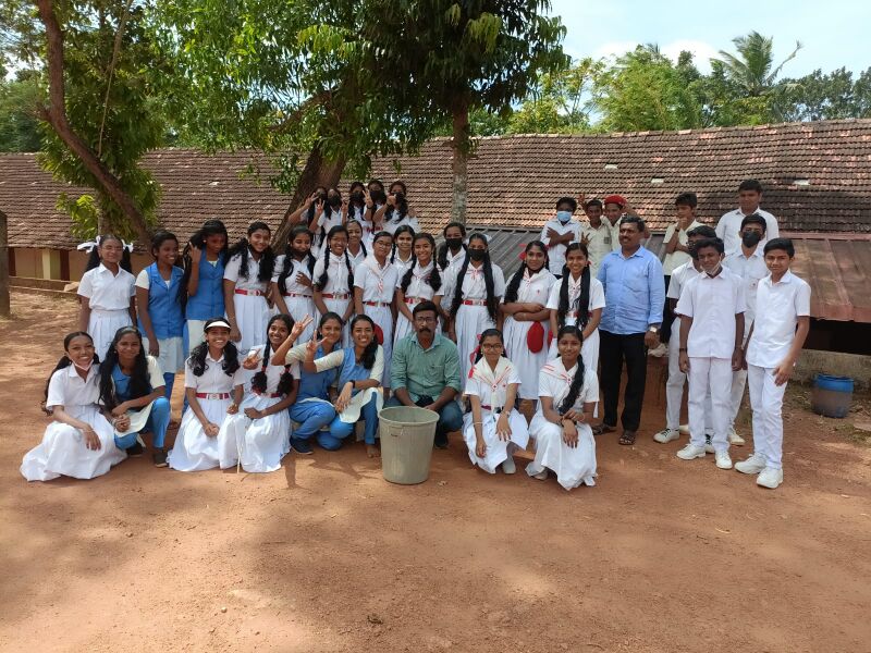 പ്രമാണം:44019gj 2.jpg