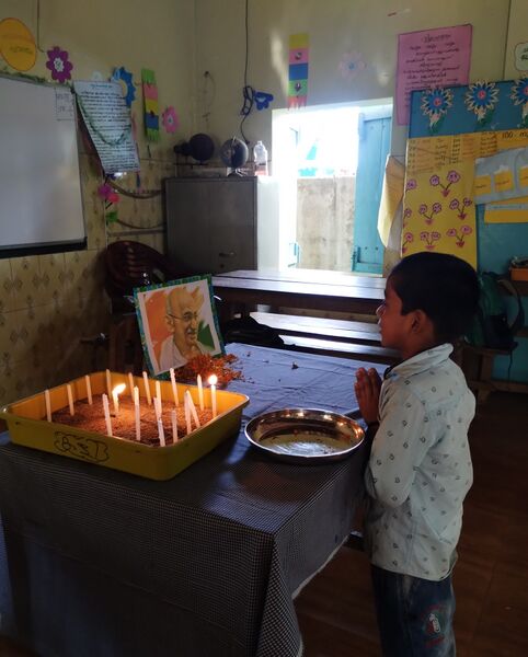 പ്രമാണം:44204 pushparchana.jpg