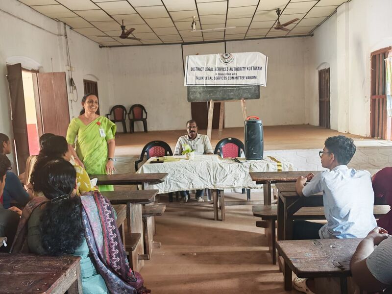 പ്രമാണം:45027 awareness class1.jpg