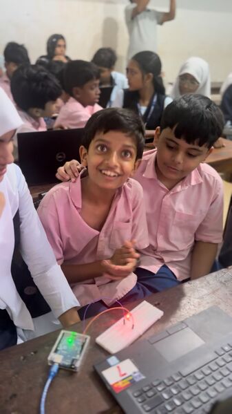 പ്രമാണം:48086 up training lk1.jpg