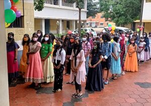 BS21 KLM 41032 3.jpg