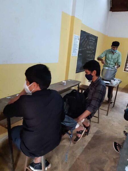 പ്രമാണം:BS21 MLP 18080 5.jpg