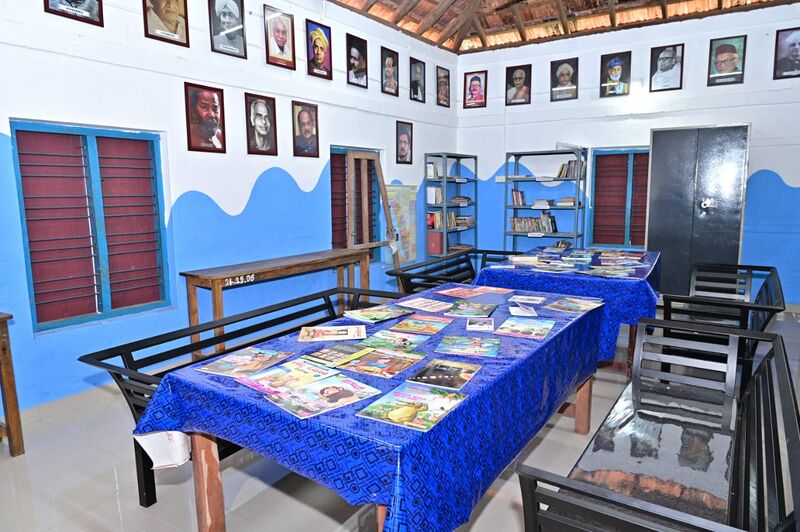 പ്രമാണം:BS KSD 12238 9.jpg