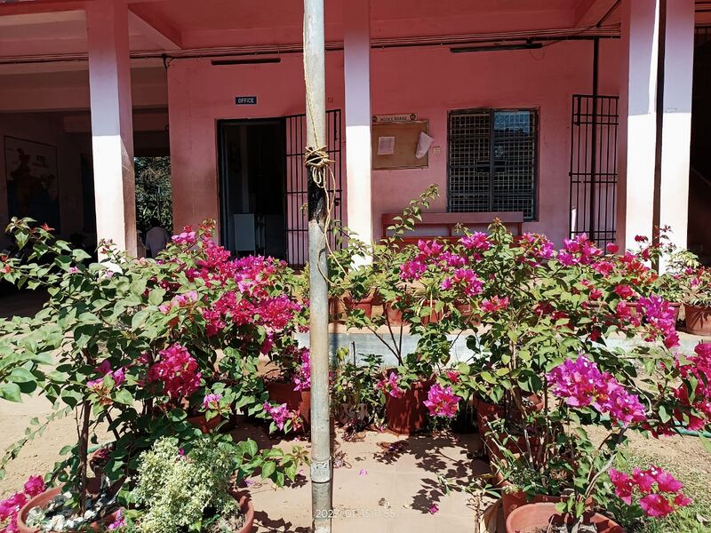 പ്രമാണം:14052 office.jpg