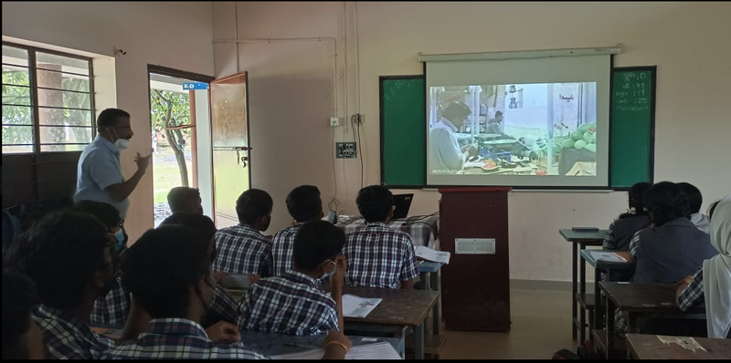 പ്രമാണം:15051 it enabled class.png