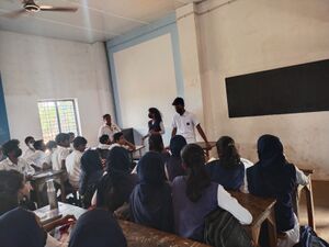 19068 littlekites cybersafetyclass 8th &9th class3.jpeg