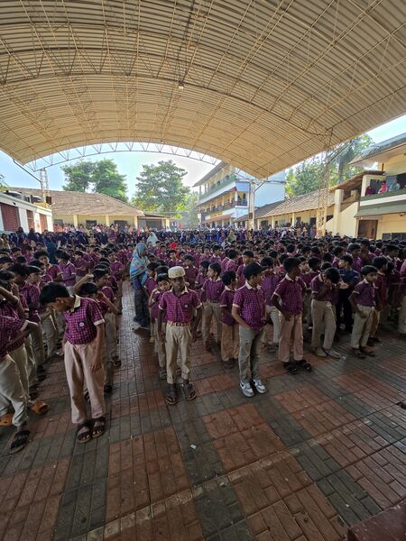 പ്രമാണം:19883 schoolbuilding.jpeg