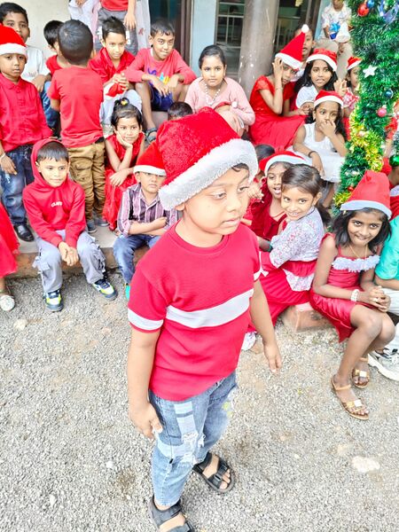 പ്രമാണം:26322 christmas..jpg