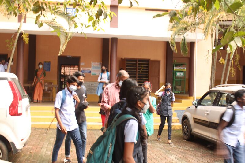 പ്രമാണം:33056 s2022 5.Jpg