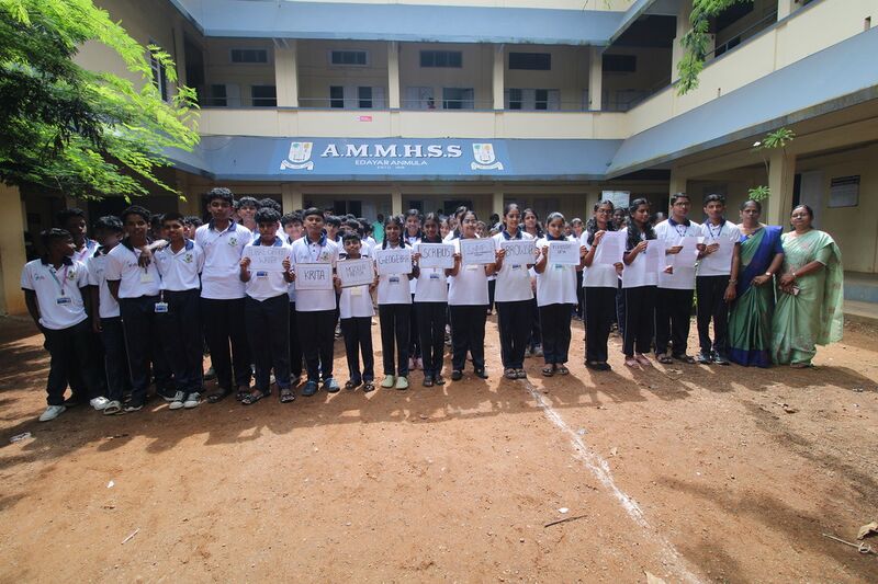 പ്രമാണം:37001-LK-Poster presentation.jpg