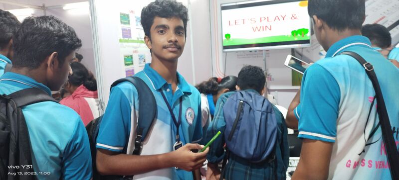 പ്രമാണം:42051 lk exhibition3.jpg