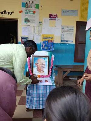 42086 gandhi1-25.jpg