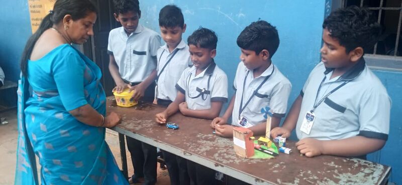 പ്രമാണം:44011 Science exhibition 2.jpg