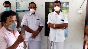 BS21 KTM 32041 d.jpg