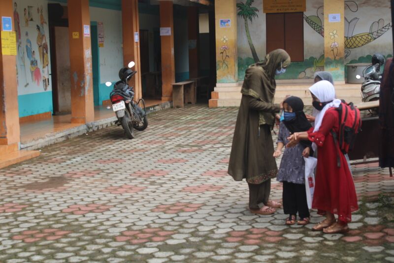 പ്രമാണം:BS21 MLP 19868 2.jpg