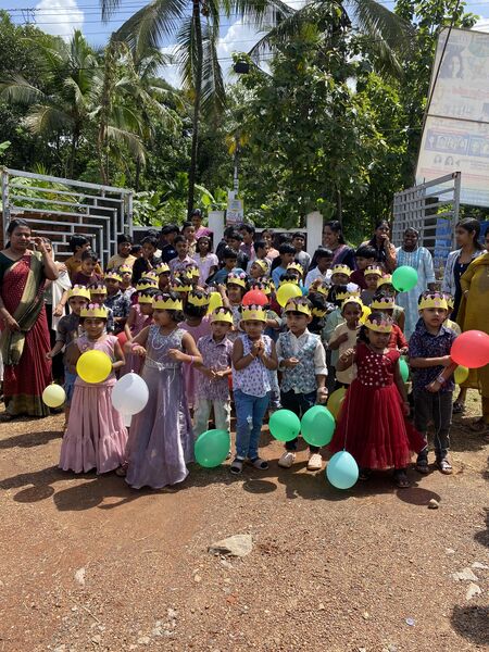 പ്രമാണം:CKUP Pravesanolsavam(2025-26).jpg