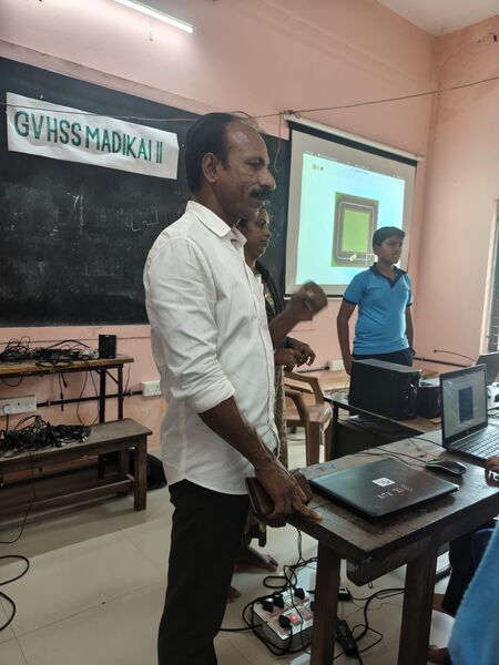 പ്രമാണം:12027 july30 game practice 4.jpg