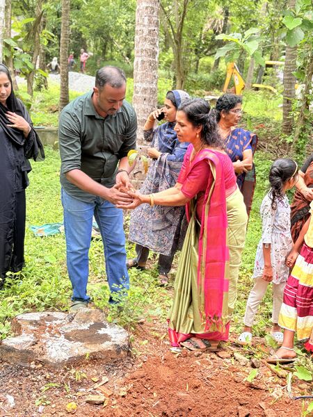 പ്രമാണം:16628-Paristhidi dinam 1.jpg