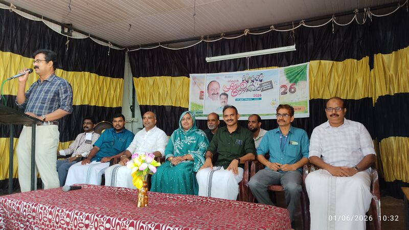 പ്രമാണം:18017-praveshanolsavam-26-1.jpg