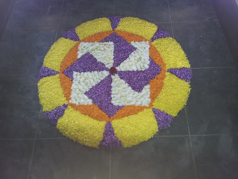 പ്രമാണം:19068 onam 2016 5.resized.jpg