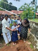 വൃക്ഷത്തൈനടുന്നു