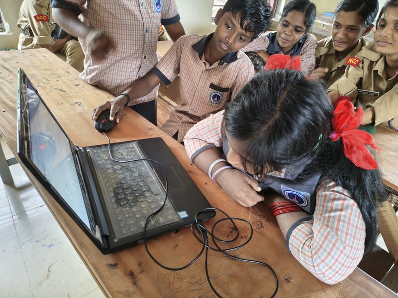 പ്രമാണം:35026 dis1.jpg