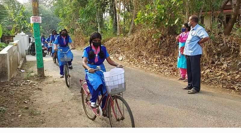 പ്രമാണം:37001 scout thinkingday1.jpeg